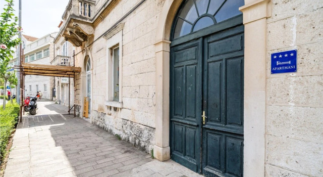 Nice Apartment in Dubrovnik With Wifi and 3 Bedrooms