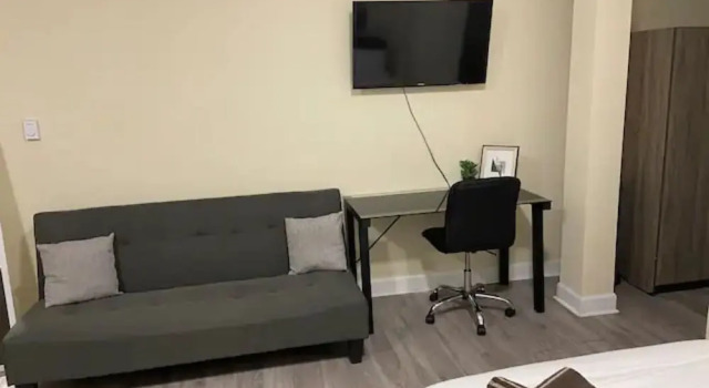 CDQI Hotel, Varaa Hotelli Ottawa 