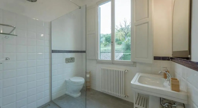 Апартаменты 4bdrm elegant apartm in Private Estate, shared Swimmingpool, Maze Garden