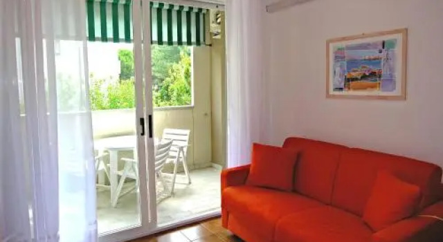 Isola Clara - Appartamenti, Prenota Appartamento Hotel a Veneto con parcheggio, Parcheggio