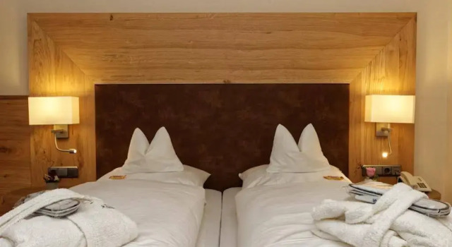 Bayerwaldhotel Hofbräuhaus, Varaa Hotelli Hotellit Baijeri pysäköinnillä, Pysäköinti