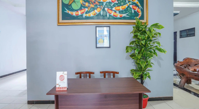 OYO Flagship 90524 Holistay Surabaya