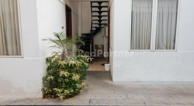 Denva Guest House Kemang RedPartner, Prenota Affittacamere Mampang 