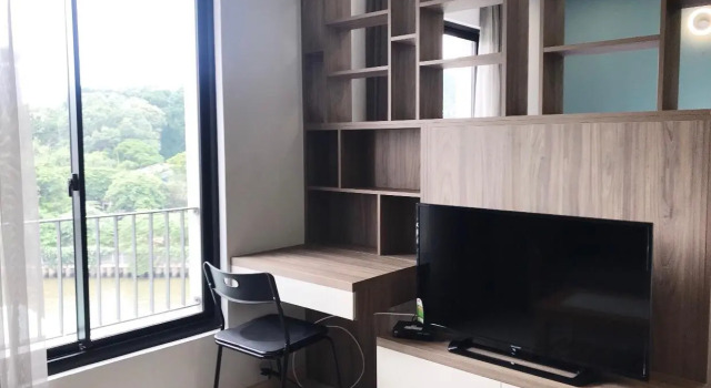 2K Home Riverpark Apartment