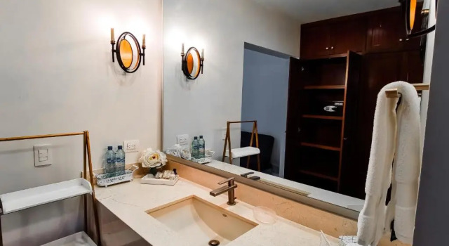 Полулюкс Hotel Plaza Cuatro Ciénegas