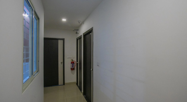 Hotel O Varcity Phi Premium Pavilion ,Above HDFC Bank ,Near Anjaneya Temple Madiwala, Hosur Main r, Rezervovat Hotel Bangalore Bangalore