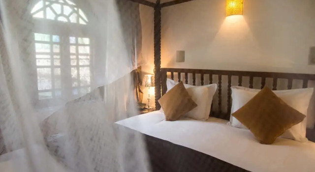 Люкс с балконом Riad Les Remparts De Fès
