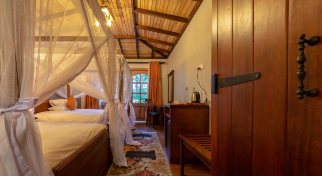 Chimpundu Lodge, Réserver Hôtel Fort Portal Western Uganda