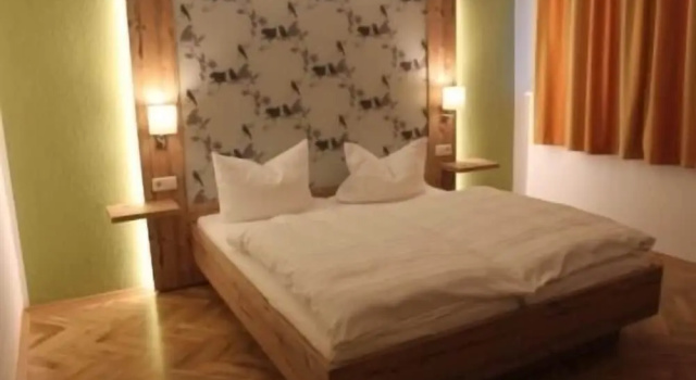 Hotel Haus am Ahorn, Rezervasyon Otel Schoeneck Vogtland