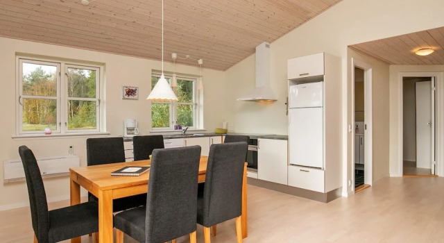 Elegant Holiday Home in Nordjylland With Terrace, Rezerwuj Hotel Laeso Island Dania