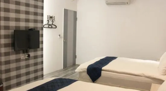 Четырёхместный номер Standard Little Pianist Hostel