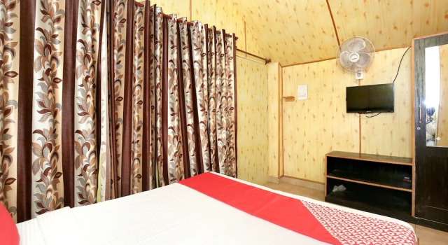 OYO 12223 Home Exotic Hill View Kasauli
