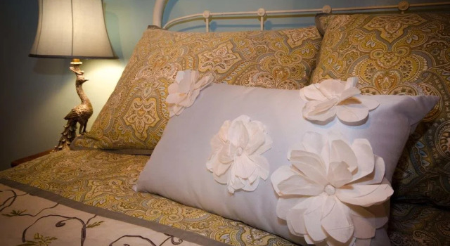 Silver Heart Inn & Cottages, Book Hotel Independence Missouri
