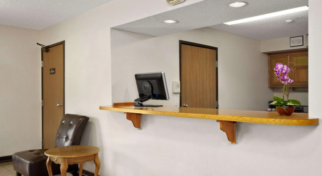 Super 8 by Wyndham Williams Lake BC, Prenota Locanda Williams Lake Cariboo Chilcotin Coast