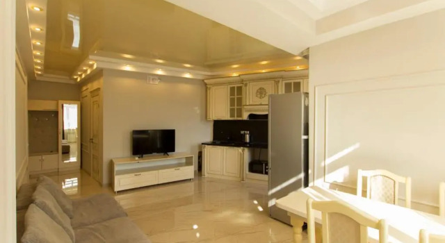 Appartement Residential Somplex Central 270