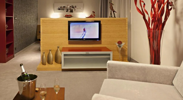 Wellness Hotel ABÁCIE, Book Hotel Hoteller i Moravia-Silesia med parkering, Parkering