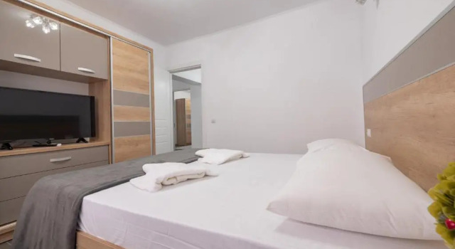 Luxury Ultracentral, Забронировать Отель Отели Арджеш с парковкой, Парковка
