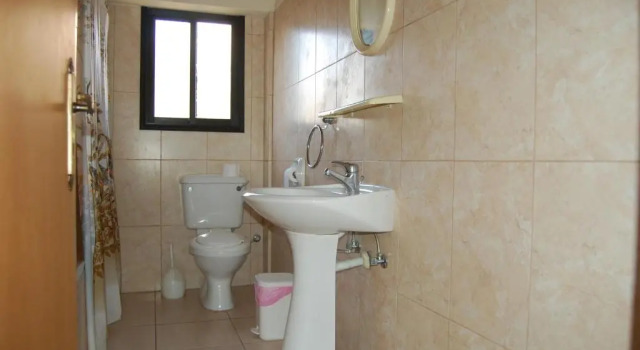 Трёхместная студия с балконом и с красивым видом из окна Nicos & Olympia Apartments