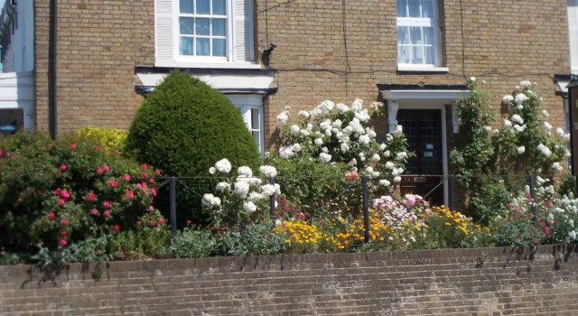 The Beaumont, Book Bed and Breakfast Sittingbourne Kent