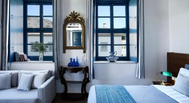 Люкс Premium с красивым видом из окна Orloff Boutique Hotel