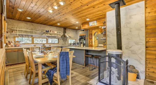 Tranquil Dumont Home w/ Creek & Mtn Views!, Reserva ahora Casa o chalet Downieville-Lawson-Dumont Estados Unidos