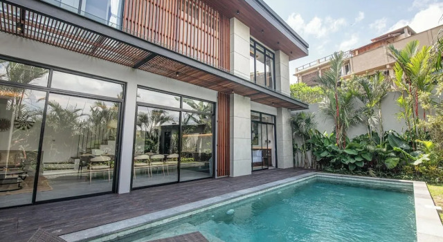 Вилла Exquisite 5BR Canggu Villa Steps From the Beach