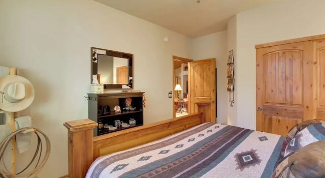 On-site Trails & Deck: Show Low Cabin!, Boek Vakantiehuis Show Low Arizona