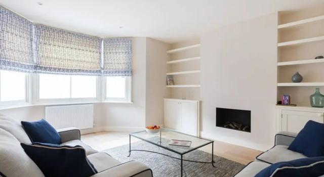 Beautiful Brook Green 2 bed Flat, Close to Tube