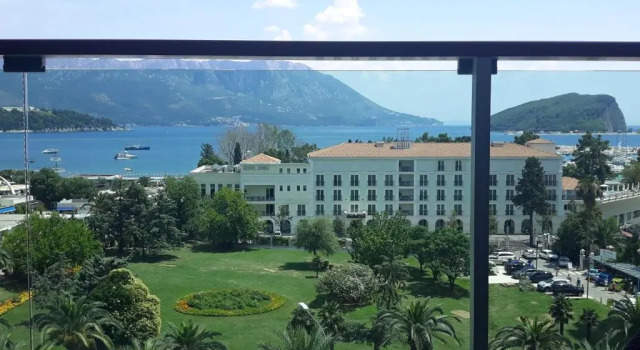 Апартаменты Deluxe Premier LUX apartment
