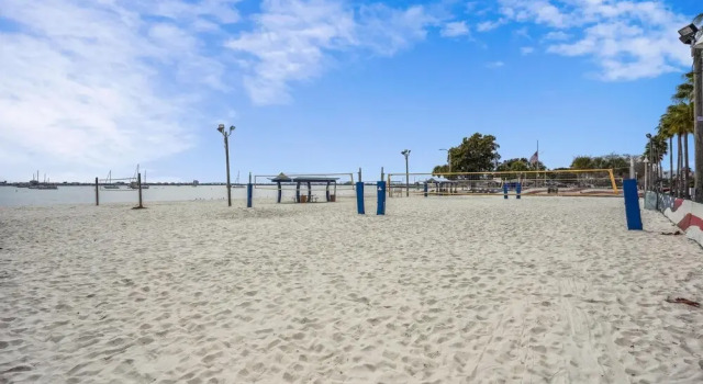 Номер Standard Beach Quarters #4