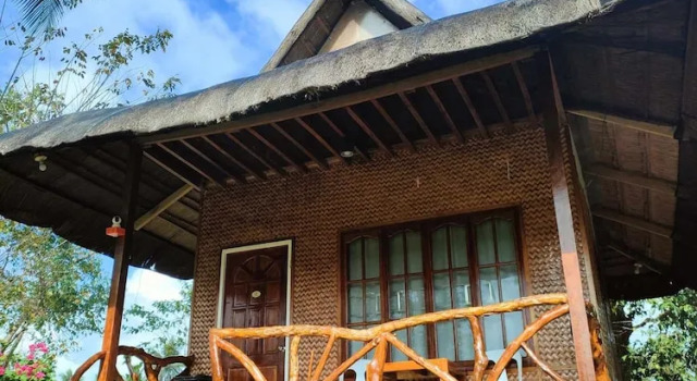 Коттедж с балконом Jurisu Resort