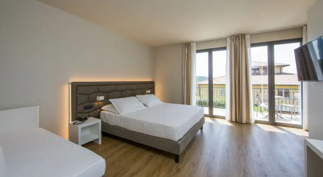 Riparbella Country Suite, Book Hotel Riparbella Toscana