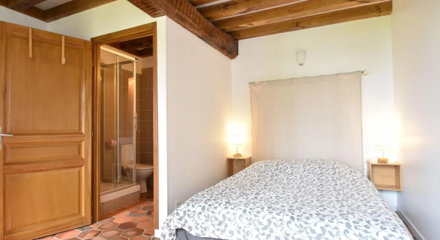 Tasteful Holiday Home in Sormery With Swimming Pool, Reserva ahora Hotel Sormery 