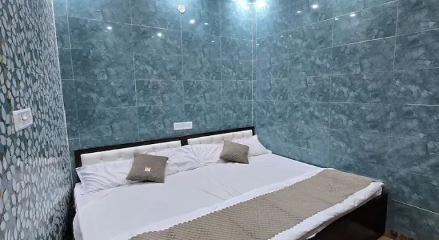 Четырёхместный семейный номер Standard Shri Bhagwati Palace
