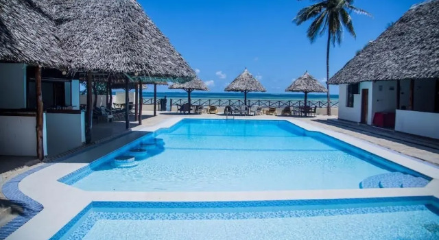 Sheratton Beach Villagio Hotel, Book Hotel Hotels in Coast Region with Parking, Parking