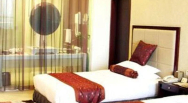 Xinxiang International Hotel, Rezervovat Hotel Xinxiang Henan
