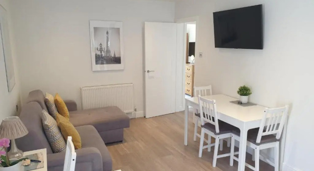 Large modern self contained apartment in Lymington, Забронировать Апартаменты/квартира Апартаменты Нью-Форест, Апартаменты/квартира