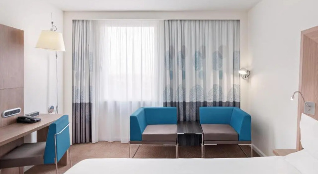 Двухместный номер Standard Novotel London Excel