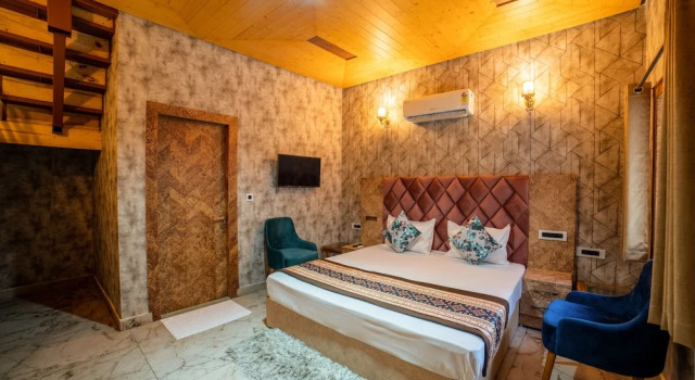Номер Presidential Mudras Grove Resort