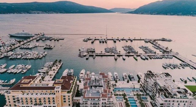 Двухместный номер Deluxe с видом на море Regent Porto Montenegro