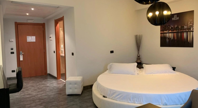 Best Western Hotel Class Lamezia, Buchen Sie Hotel Lamezia Terme Kalabrien