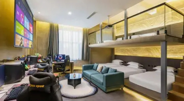 Кровать в общем номере YOLO Youle E-sports Hotel (Wenguang Campus of Normal University)