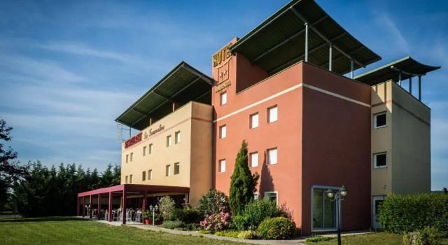 Ambotel La Tourmaline, Book Hotel Amberieu-en-Bugey Bugey