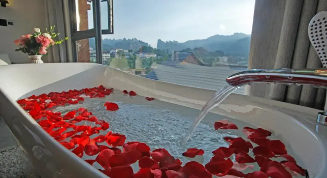 Двухместный номер Standard Riverside Peak Lodge Zhangjiajie Wulingyuan National Park