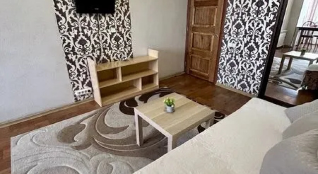Хоум Отель на ул. Кузнецкая, д. 3, Забронировать Отель Междуреченск Междуреченский городской округ, рядом с Междуреченск-Город