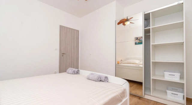 Awesome Home in Vela Luka With Outdoor Swimming Pool, Wifi and Outdoor Swimming Pool, Prenota Hotel Hotel a Croatian Islands con piscina, Piscina
