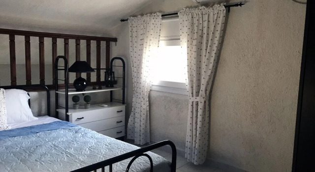 Beachside House, Book Hotel Siviri 