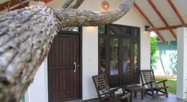 Трёхместный номер Deluxe с красивым видом из окна Palmyra Nature Resort Sigiriya