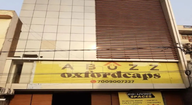 Abuzz Oxfordcaps Roopnagar - Campus Accommodation