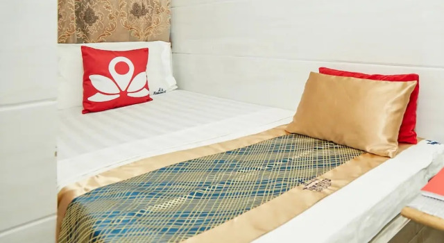 ZEN Rooms Basic Chung King Mansion, Boek Hotel Tsim Sha Tsui Hongkong, in de buurt van The ONE